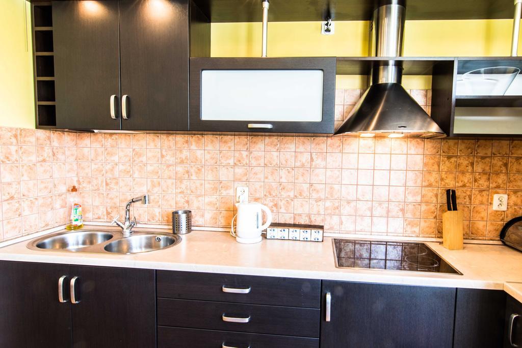 Red Apartment Wroclaw Bilik gambar